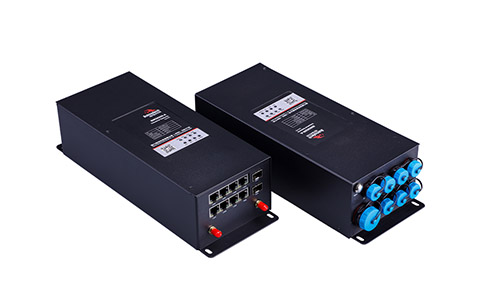 BMG8200網(wǎng)關(guān)，是佰馬科技專為智慧路燈桿、智能燈桿、5G路燈桿、多功能桿等場景應(yīng)用而研發(fā)的智能網(wǎng)關(guān)，配置7路LAN口、1路WAN口、4路POE供電、2路千兆光口等，具有強(qiáng)大的供電能力、設(shè)備接入能力、通信協(xié)議轉(zhuǎn)換、運算處理能力、聯(lián)動控制能力。